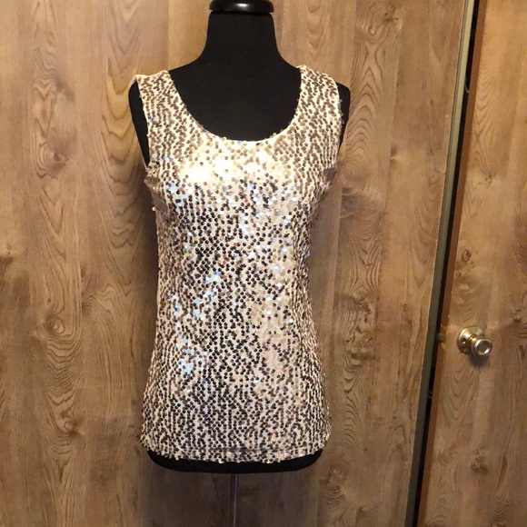 Multicolored Sequin Scoop Neck Tank Top - Picture 6 of 14